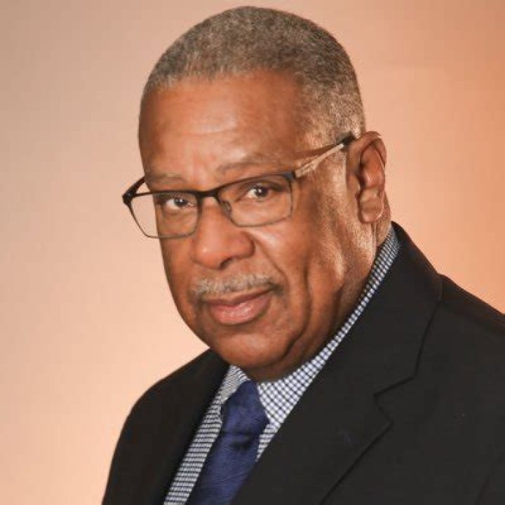 American Journalist Vernon Odom is a Married man with two Children