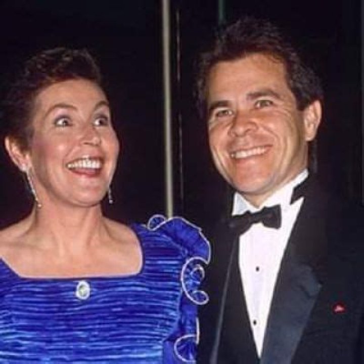 Meet Helen Reddy Ex Husband Milton Ruth, Relationship Timeline With Ex Wife Helen Reddy