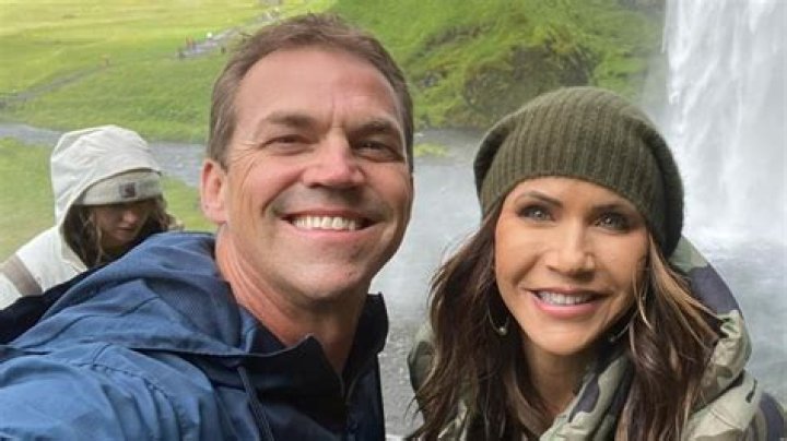 Uncover The Truth About Lauren Graham's Husband: Secrets Revealed