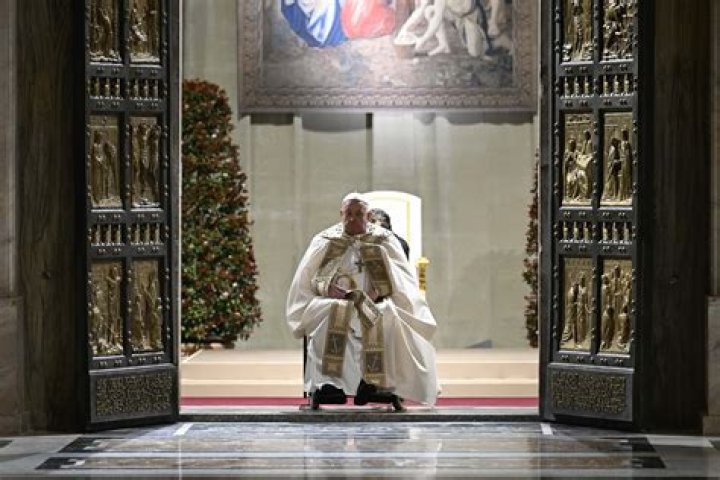 Unlocking The Secrets Of Pope Francis's Weight: Surprising Truths Revealed