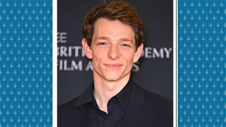 Unveiling Mike Faist's Marital Status: Secrets And Revelations