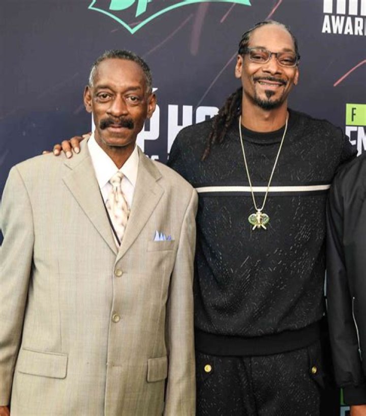 Vernell Varnado: Who Is Snoop Dogg's Father?